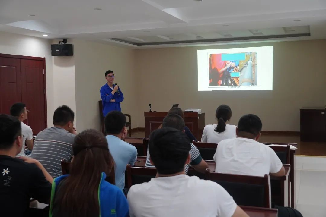 <a href=http://www.fair3xin.com target=_blank class=infotextkey><a href=http://www.fair3xin.com target=_blank class=infotextkey>雙良</a>環(huán)境</a>安全培訓(xùn)“拍了拍”你